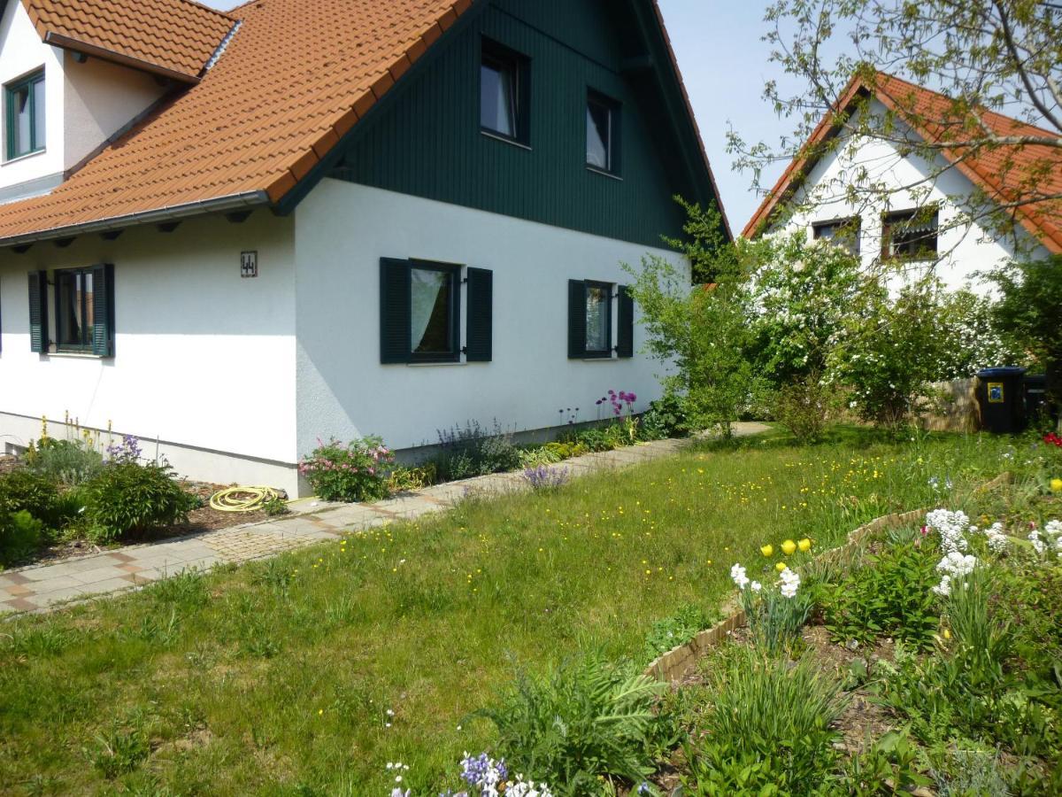 Muelenz Apartment *